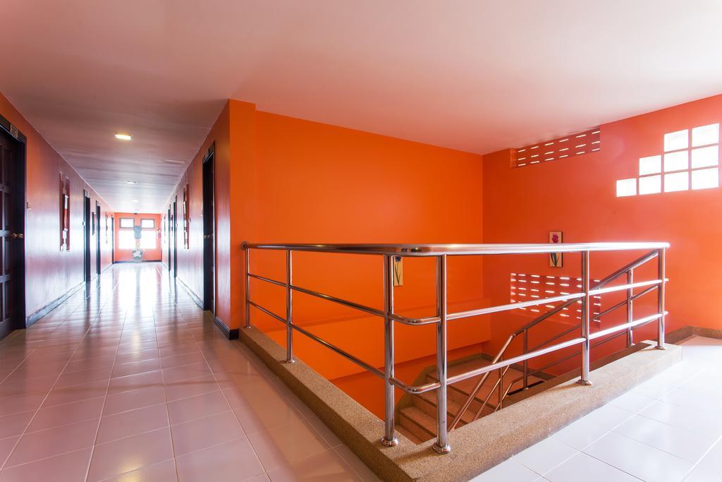 Chaweng Budget Hotel Екстер'єр фото